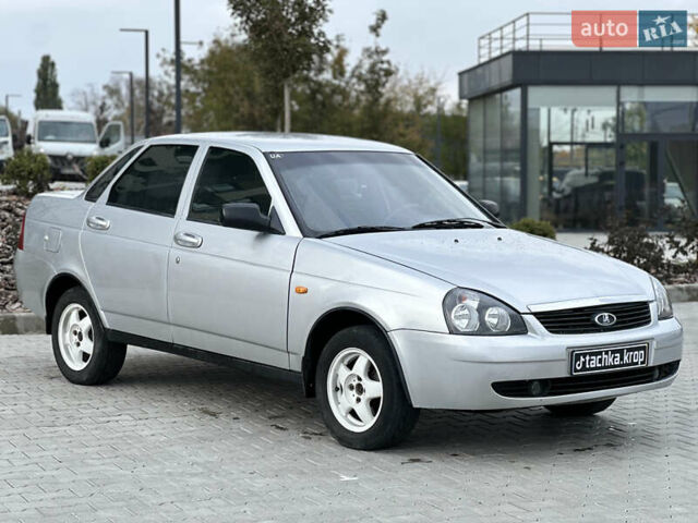 Сірий ВАЗ 2170 Priora, об'ємом двигуна 1.6 л та пробігом 150 тис. км за 2800 $, фото 4 на Automoto.ua