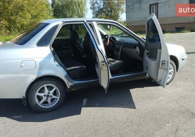 Сірий ВАЗ 2170 Priora, об'ємом двигуна 1.6 л та пробігом 115 тис. км за 3300 $, фото 20 на Automoto.ua