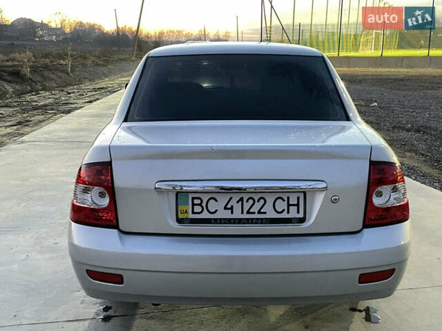 Серый ВАЗ 2170 Priora, объемом двигателя 0 л и пробегом 178 тыс. км за 2500 $, фото 2 на Automoto.ua