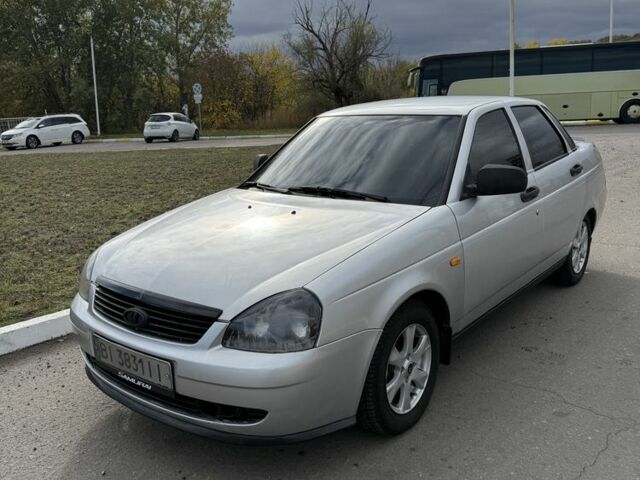 Серый ВАЗ 2170 Priora, объемом двигателя 1.6 л и пробегом 180 тыс. км за 2550 $, фото 2 на Automoto.ua