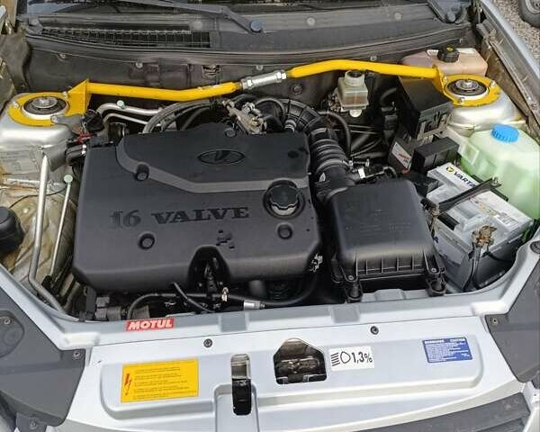 Сірий ВАЗ 2170 Priora, об'ємом двигуна 1.6 л та пробігом 144 тис. км за 3700 $, фото 2 на Automoto.ua