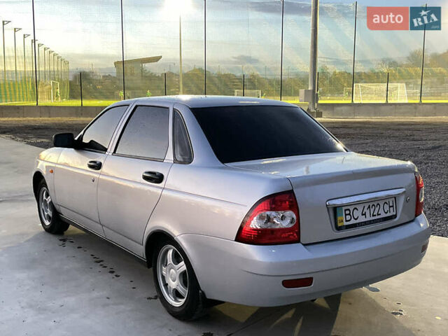 Серый ВАЗ 2170 Priora, объемом двигателя 0 л и пробегом 178 тыс. км за 2500 $, фото 1 на Automoto.ua