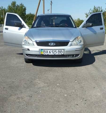 Сірий ВАЗ 2170 Priora, об'ємом двигуна 1.6 л та пробігом 115 тис. км за 3300 $, фото 1 на Automoto.ua