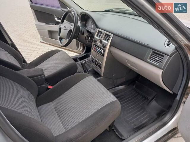 Серый ВАЗ 2170 Priora, объемом двигателя 1.6 л и пробегом 90 тыс. км за 3500 $, фото 9 на Automoto.ua