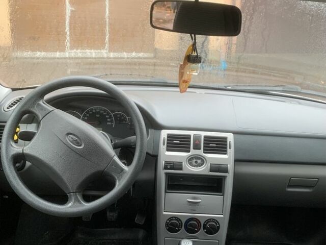 Сірий ВАЗ 2170 Priora, об'ємом двигуна 1.6 л та пробігом 125 тис. км за 2900 $, фото 4 на Automoto.ua