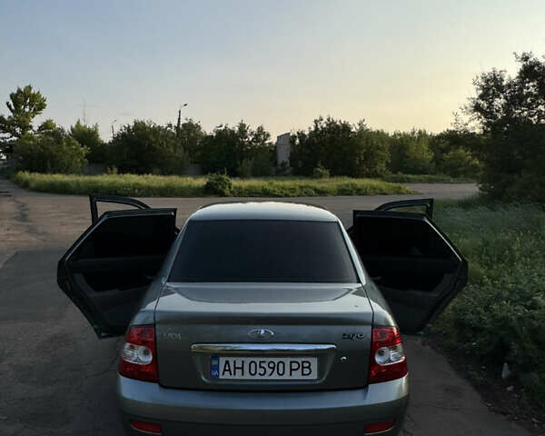 Сірий ВАЗ 2170 Priora, об'ємом двигуна 1.6 л та пробігом 64 тис. км за 4000 $, фото 9 на Automoto.ua