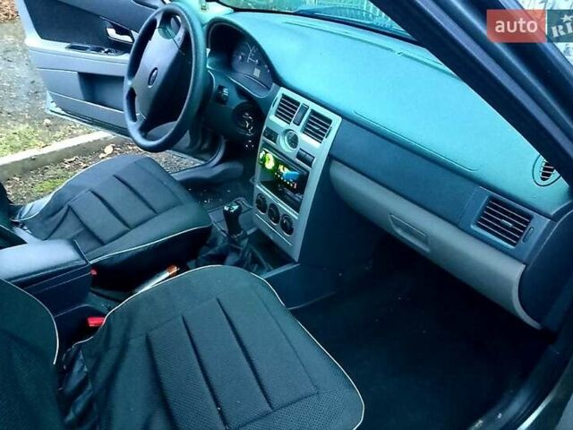 Серый ВАЗ 2170 Priora, объемом двигателя 1.6 л и пробегом 128 тыс. км за 2800 $, фото 7 на Automoto.ua