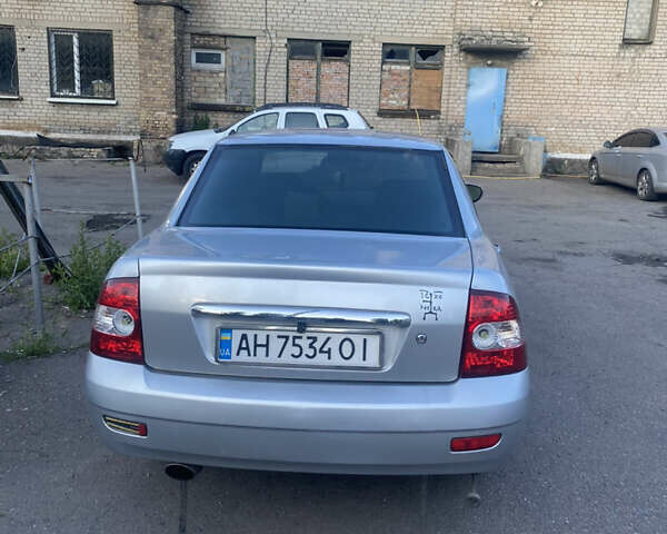 Сірий ВАЗ 2170 Priora, об'ємом двигуна 1.6 л та пробігом 289 тис. км за 2200 $, фото 2 на Automoto.ua