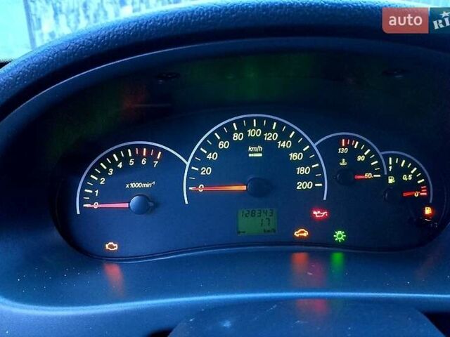 Серый ВАЗ 2170 Priora, объемом двигателя 1.6 л и пробегом 128 тыс. км за 2800 $, фото 8 на Automoto.ua