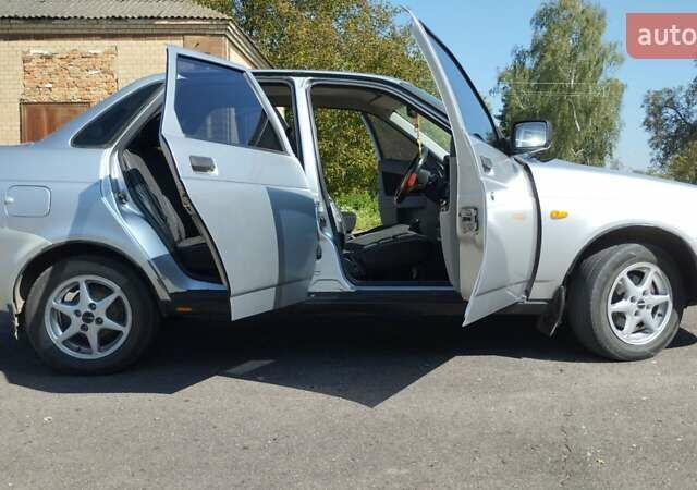 Сірий ВАЗ 2170 Priora, об'ємом двигуна 1.6 л та пробігом 115 тис. км за 3300 $, фото 5 на Automoto.ua