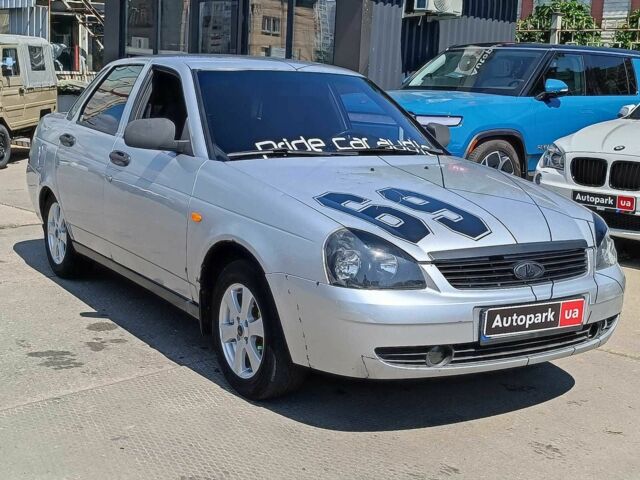 Серый ВАЗ 2170 Priora, объемом двигателя 1.6 л и пробегом 175 тыс. км за 2490 $, фото 5 на Automoto.ua