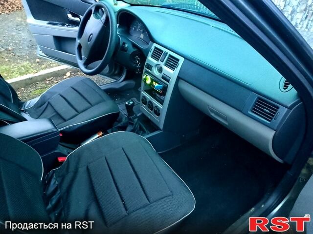 Сірий ВАЗ 2170 Priora, об'ємом двигуна 1.6 л та пробігом 128 тис. км за 2800 $, фото 8 на Automoto.ua