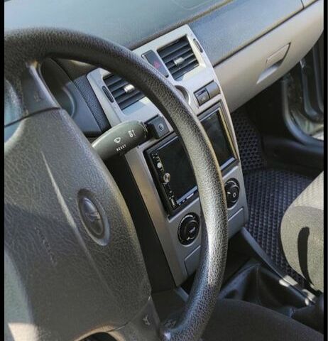 Серый ВАЗ 2170 Priora, объемом двигателя 1.6 л и пробегом 150 тыс. км за 3000 $, фото 8 на Automoto.ua