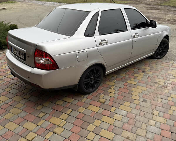 Серый ВАЗ 2170 Priora, объемом двигателя 1.6 л и пробегом 110 тыс. км за 3400 $, фото 8 на Automoto.ua