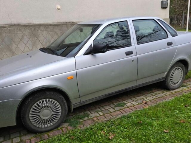 ВАЗ 2170 Priora 2010 в Хусте на Automoto.ua Серый ВАЗ 2170 Priora, объемом двигателя 1.6 л и пробегом 50 тыс. км за 3500 $, фото 4 на Automoto.ua