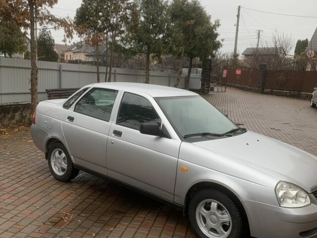 Сірий ВАЗ 2170 Priora, об'ємом двигуна 1.6 л та пробігом 125 тис. км за 2900 $, фото 2 на Automoto.ua