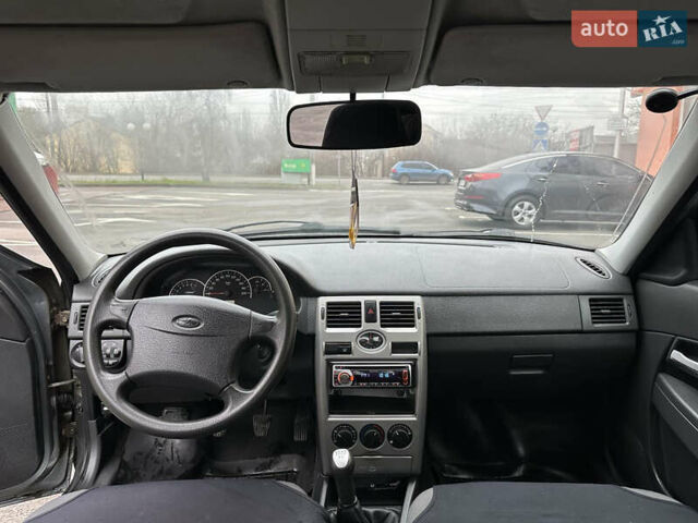 Сірий ВАЗ 2170 Priora, об'ємом двигуна 1.6 л та пробігом 131 тис. км за 2500 $, фото 8 на Automoto.ua