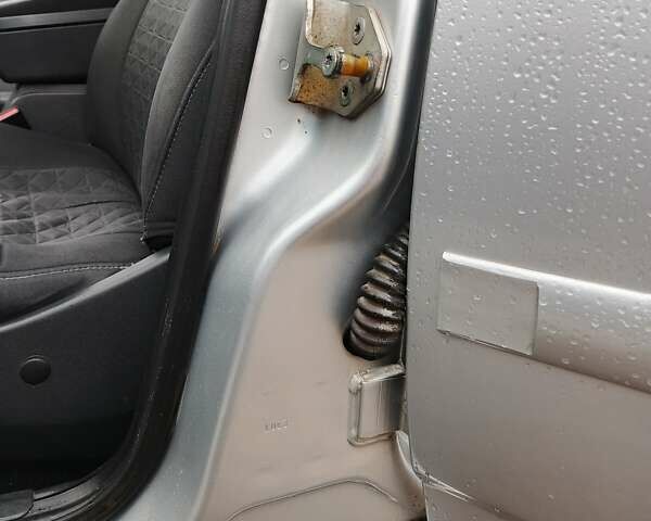 Серый ВАЗ 2170 Priora, объемом двигателя 1.6 л и пробегом 212 тыс. км за 3300 $, фото 12 на Automoto.ua