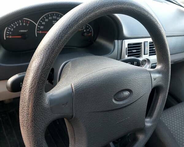 Сірий ВАЗ 2170 Priora, об'ємом двигуна 1.6 л та пробігом 10 тис. км за 5500 $, фото 18 на Automoto.ua