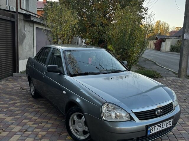 Сірий ВАЗ 2170 Priora, об'ємом двигуна 1.6 л та пробігом 208 тис. км за 3200 $, фото 1 на Automoto.ua