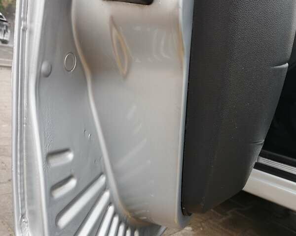 Серый ВАЗ 2170 Priora, объемом двигателя 1.6 л и пробегом 212 тыс. км за 3300 $, фото 13 на Automoto.ua