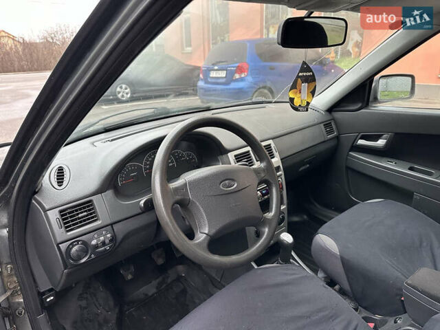 Сірий ВАЗ 2170 Priora, об'ємом двигуна 1.6 л та пробігом 131 тис. км за 2500 $, фото 1 на Automoto.ua