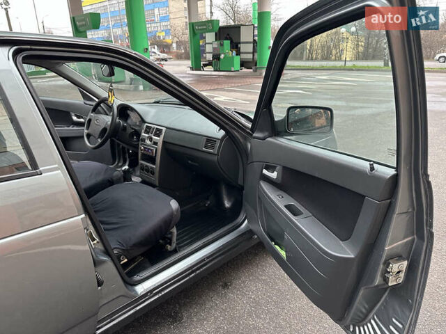 Сірий ВАЗ 2170 Priora, об'ємом двигуна 1.6 л та пробігом 131 тис. км за 2500 $, фото 10 на Automoto.ua