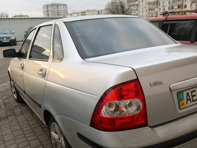 Сірий ВАЗ 2170 Priora, об'ємом двигуна 1.6 л та пробігом 250 тис. км за 2300 $, фото 5 на Automoto.ua