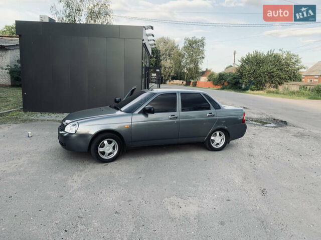 Серый ВАЗ 2170 Priora, объемом двигателя 1.6 л и пробегом 81 тыс. км за 4500 $, фото 1 на Automoto.ua