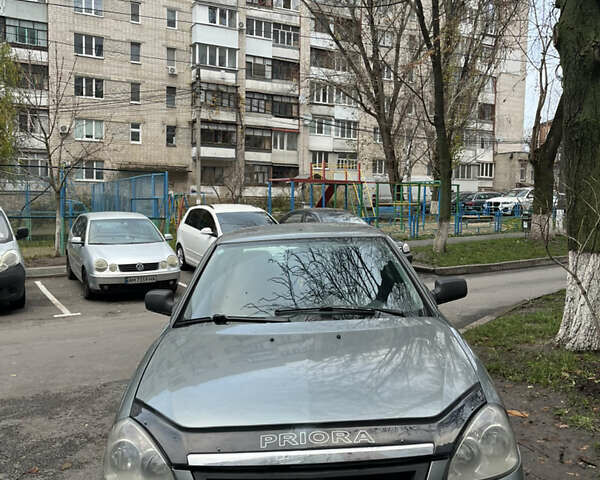 Сірий ВАЗ 2170 Priora, об'ємом двигуна 1.6 л та пробігом 130 тис. км за 2550 $, фото 1 на Automoto.ua