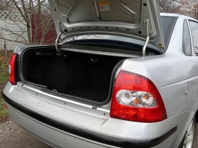 Сірий ВАЗ 2170 Priora, об'ємом двигуна 1.6 л та пробігом 250 тис. км за 2300 $, фото 4 на Automoto.ua