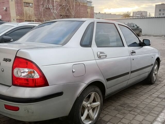Сірий ВАЗ 2170 Priora, об'ємом двигуна 1.6 л та пробігом 250 тис. км за 2300 $, фото 6 на Automoto.ua