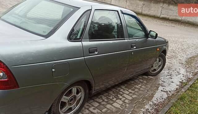 Серый ВАЗ 2170 Priora, объемом двигателя 0 л и пробегом 72 тыс. км за 2900 $, фото 3 на Automoto.ua