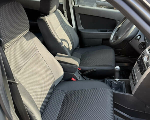 ВАЗ 2170 Priora 2011 в Харькове на Automoto.ua Серый ВАЗ 2170 Priora, объемом двигателя 1.6 л и пробегом 50 тыс. км за 4200 $, фото 16 на Automoto.ua