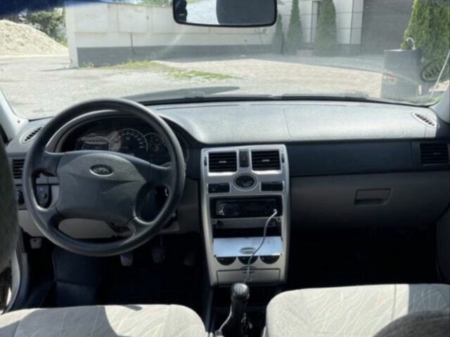 Серый ВАЗ 2170 Priora, объемом двигателя 1.6 л и пробегом 138 тыс. км за 3600 $, фото 6 на Automoto.ua