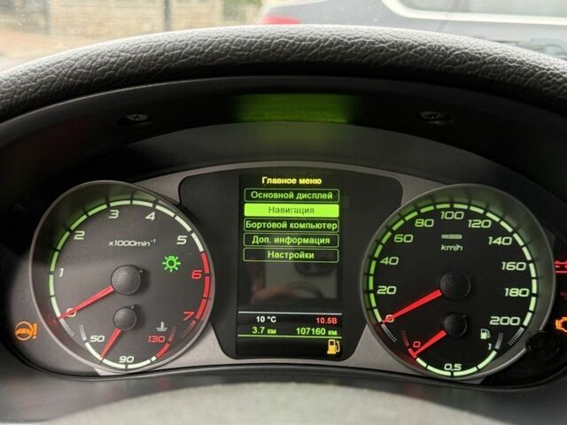 Серый ВАЗ 2170 Priora, объемом двигателя 1.6 л и пробегом 145 тыс. км за 3750 $, фото 7 на Automoto.ua