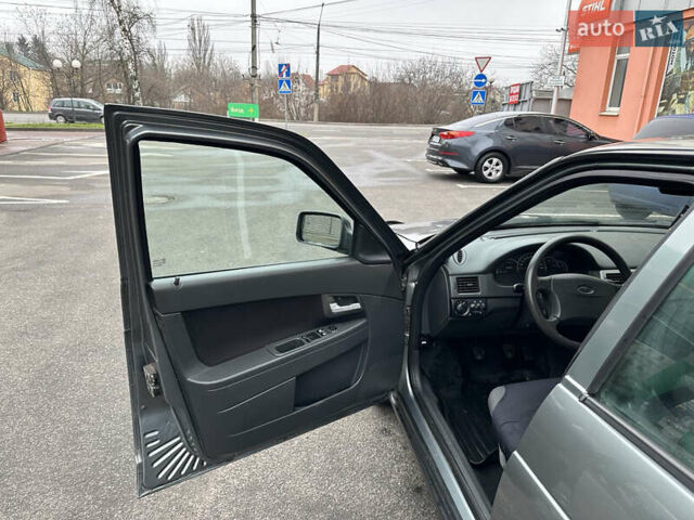 Сірий ВАЗ 2170 Priora, об'ємом двигуна 1.6 л та пробігом 131 тис. км за 2500 $, фото 9 на Automoto.ua