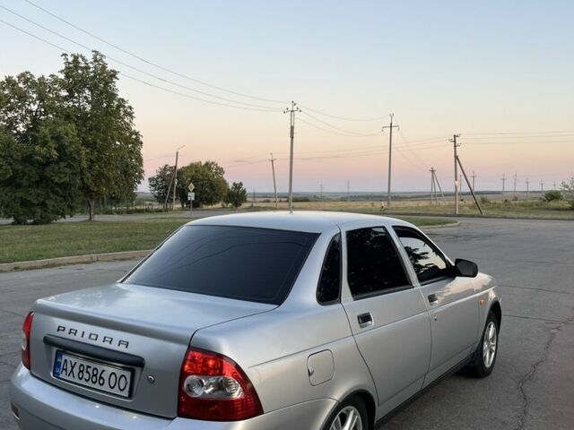 Серый ВАЗ 2170 Priora, объемом двигателя 1.6 л и пробегом 138 тыс. км за 3600 $, фото 5 на Automoto.ua