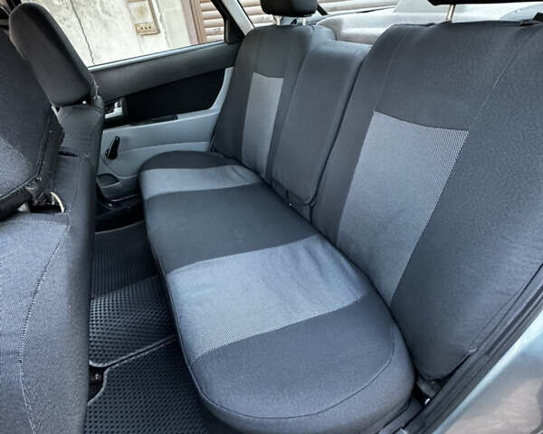 Сірий ВАЗ 2170 Priora, об'ємом двигуна 1.6 л та пробігом 208 тис. км за 3000 $, фото 29 на Automoto.ua