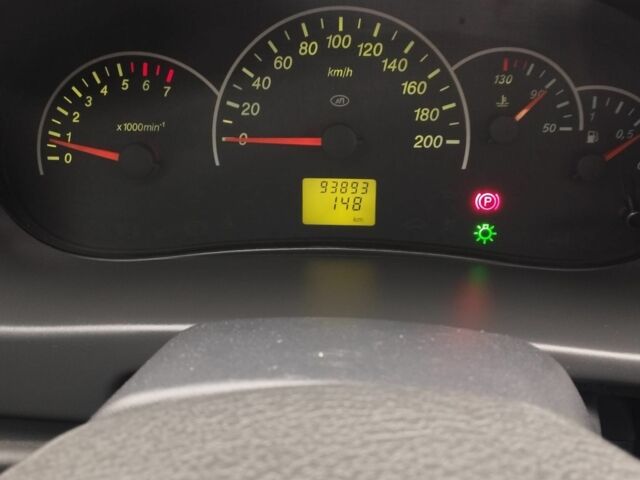 Серый ВАЗ 2170 Priora, объемом двигателя 1.6 л и пробегом 94 тыс. км за 3800 $, фото 3 на Automoto.ua