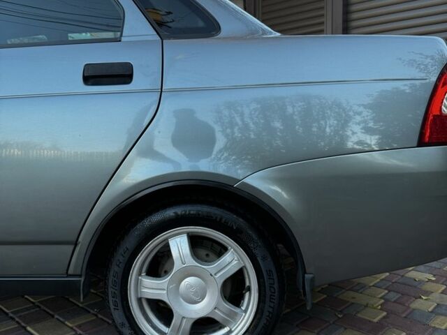 Сірий ВАЗ 2170 Priora, об'ємом двигуна 1.6 л та пробігом 208 тис. км за 3200 $, фото 6 на Automoto.ua