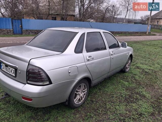 Серый ВАЗ 2170 Priora, объемом двигателя 1.6 л и пробегом 290 тыс. км за 2400 $, фото 9 на Automoto.ua