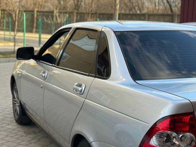 Сірий ВАЗ 2170 Priora, об'ємом двигуна 1.6 л та пробігом 110 тис. км за 3100 $, фото 6 на Automoto.ua