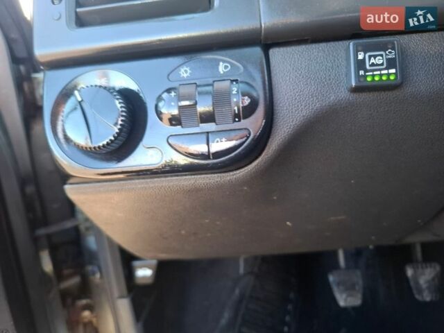 Сірий ВАЗ 2170 Priora, об'ємом двигуна 1.6 л та пробігом 200 тис. км за 2800 $, фото 27 на Automoto.ua