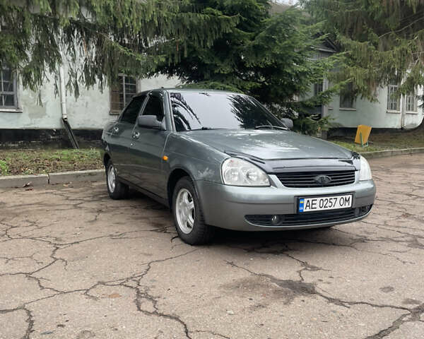 Серый ВАЗ 2170 Priora, объемом двигателя 1.6 л и пробегом 220 тыс. км за 2900 $, фото 9 на Automoto.ua