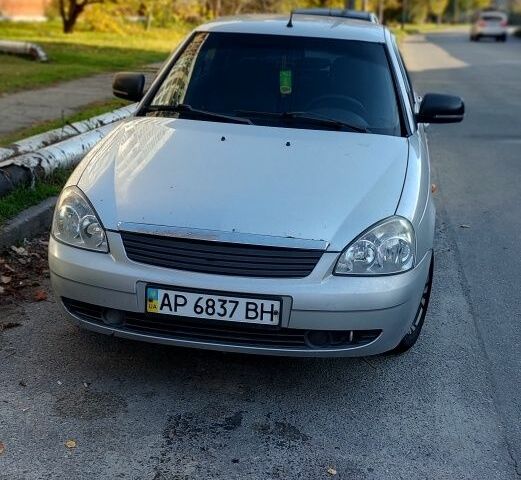 Серый ВАЗ 2170 Priora, объемом двигателя 1.6 л и пробегом 135 тыс. км за 3750 $, фото 1 на Automoto.ua