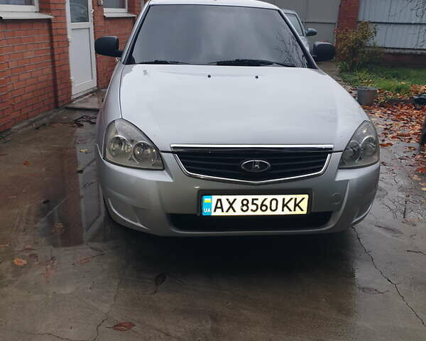 Серый ВАЗ 2170 Priora, объемом двигателя 1.6 л и пробегом 210 тыс. км за 3500 $, фото 4 на Automoto.ua