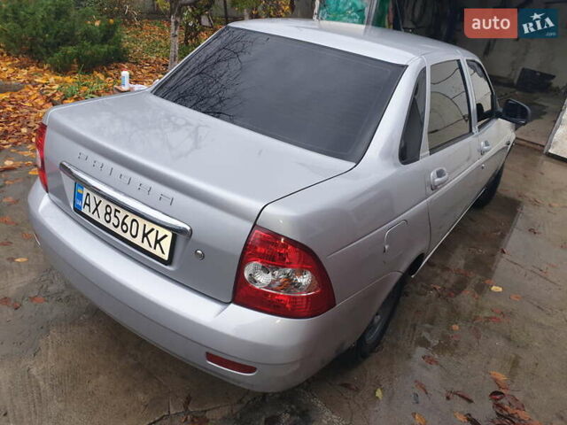 Серый ВАЗ 2170 Priora, объемом двигателя 1.6 л и пробегом 210 тыс. км за 3500 $, фото 5 на Automoto.ua