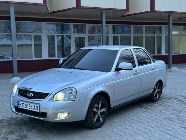 Серый ВАЗ 2170 Priora, объемом двигателя 1.6 л и пробегом 250 тыс. км за 3750 $, фото 9 на Automoto.ua