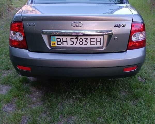 Серый ВАЗ 2170 Priora, объемом двигателя 1.6 л и пробегом 214 тыс. км за 4100 $, фото 1 на Automoto.ua
